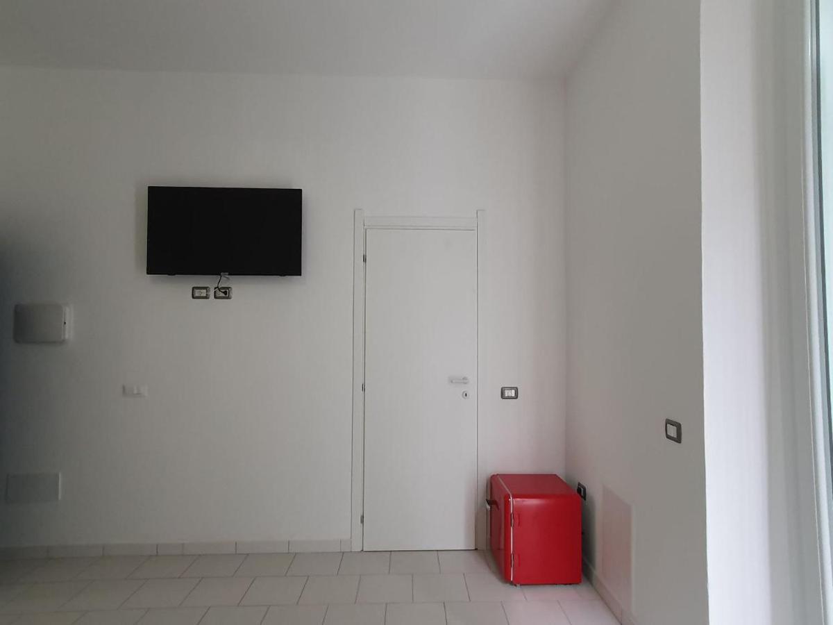 Affittacamere Casa Cynda Фоллоника Экстерьер фото